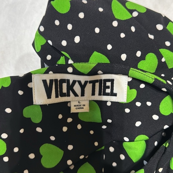 Vicky Tiel | Retro Green Heart Printed Midi Wrap Dress Size: Large - Picture 10 of 11